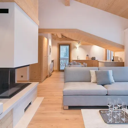 Avec Piscine A Courchevel, 3 - Fr-1-564-142 *
